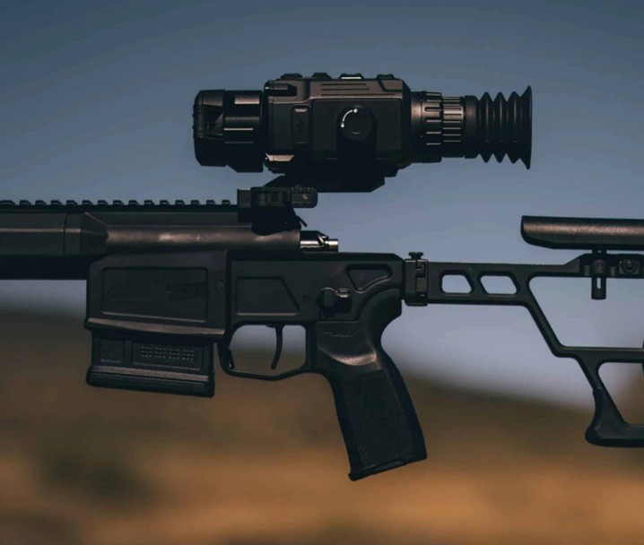 Тепловизионный прицел AGM RATTLER V3 LRF 35-640 в полевых условиях