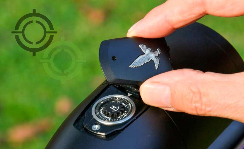 Регулювання прицільної сітки Гвинти mini-Torx кріпляться на пластинах для запобігання їх втраті.